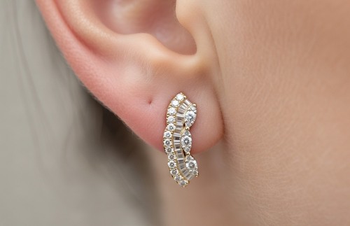 Gold 750 18 karat - 750,